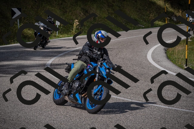 20250907113944-_5003961_am_