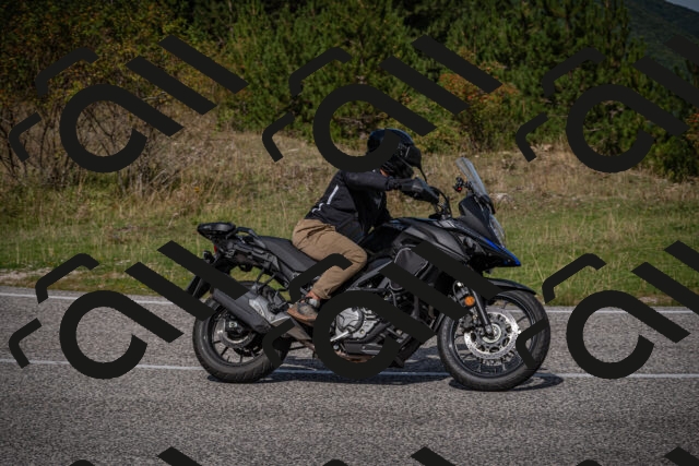 20250907113946-_5003964_am_