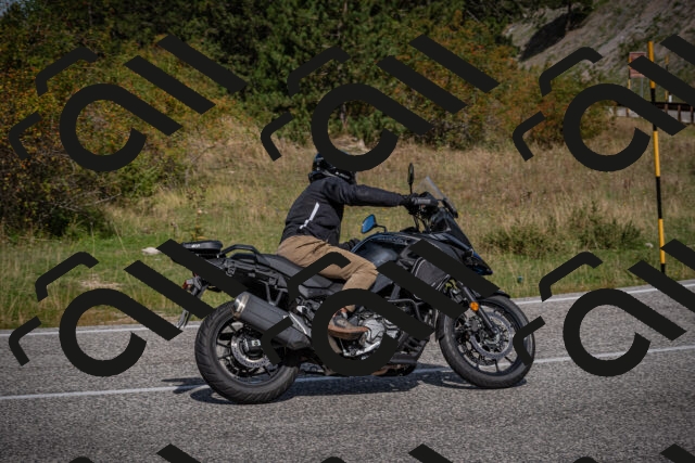 20250907113947-_5003966_am_