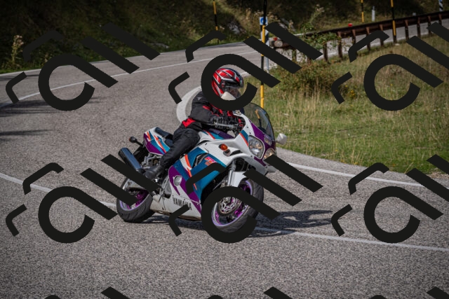 20250907114008-_5003968_am_