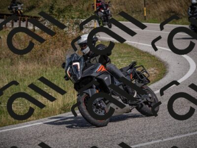 20250907114033-_5003977_am_