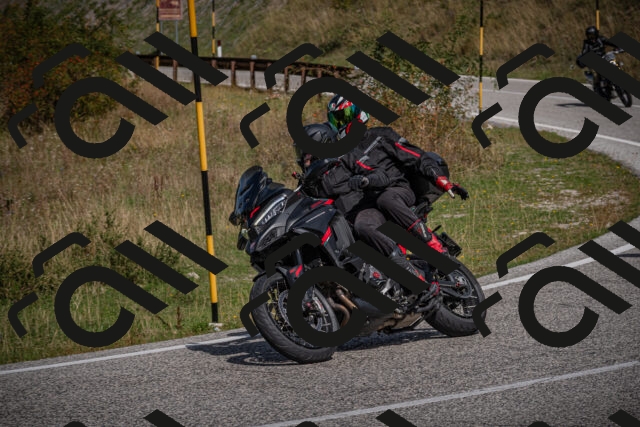 20250907114034-_5003980_am_