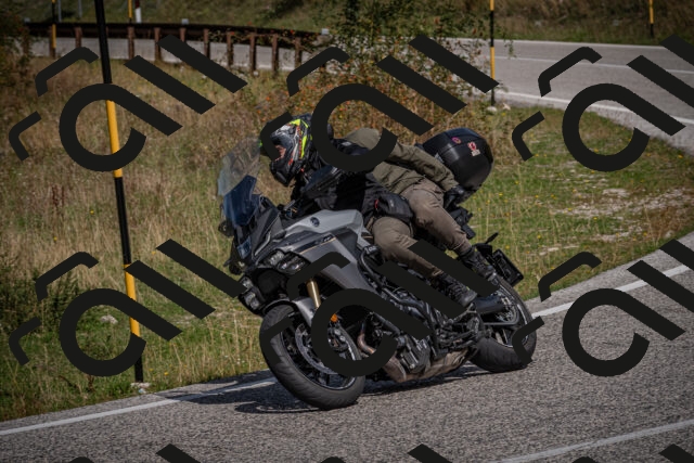 20250907114237-_5004016_am_