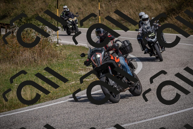 20250907114320-_5004032_am_