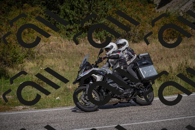 20250907114322-_5004037_am_