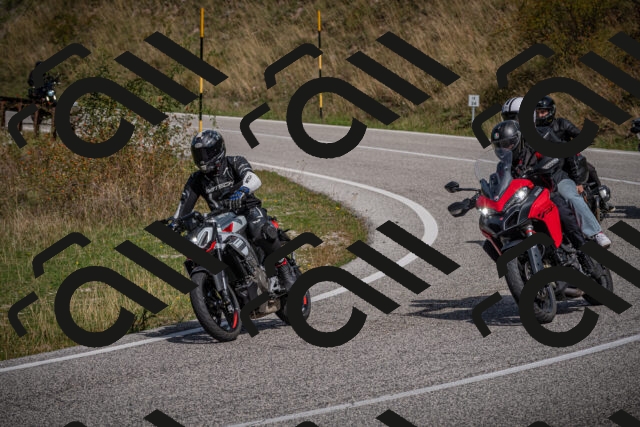 20250907114436-_5004055_am_