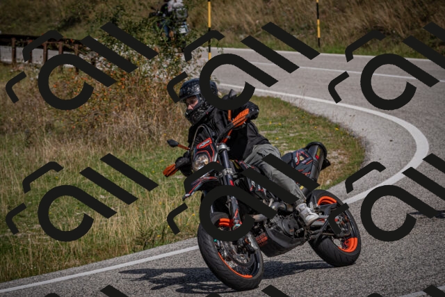 20250907114520-_5004079_am_