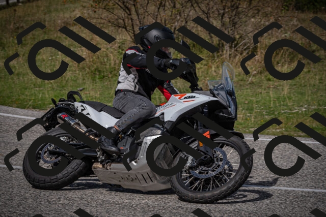 20250907114629-_5004103_am_