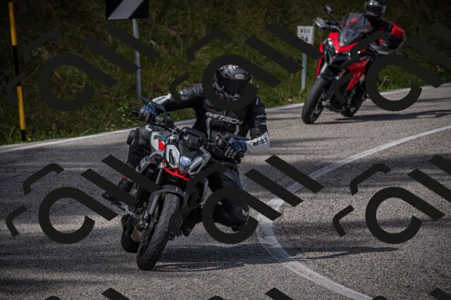 20250907114639-_5004109_am_