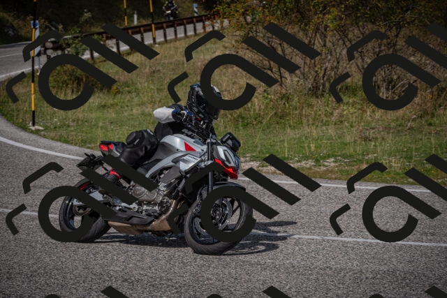 20250907114640-_5004111_am_