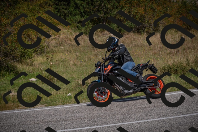 20250907114653-_5004122_am_