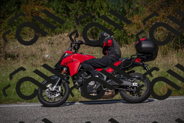 20250907114721-_5004132_am_