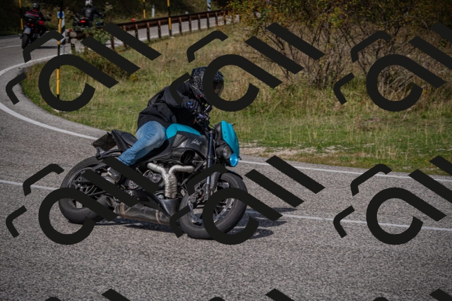 20250907114724-_5004135_am_