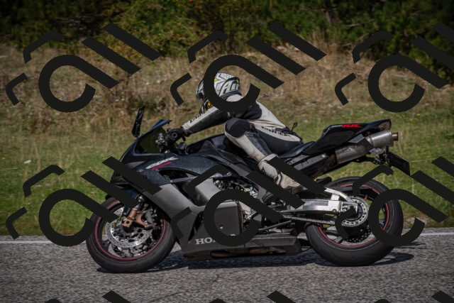 20250907114748-_5004150_am_