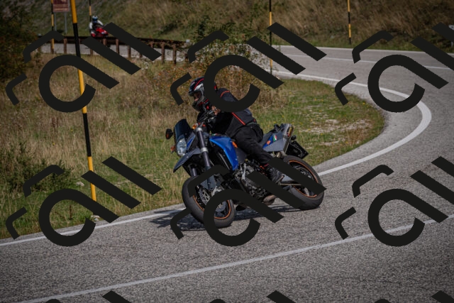 20250907114810-_5004161_am_