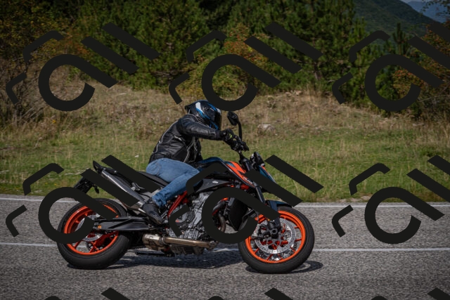 20250907114819-_5004169_am_