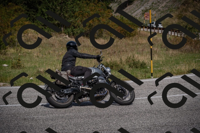 20250907114827-_5004173_am_