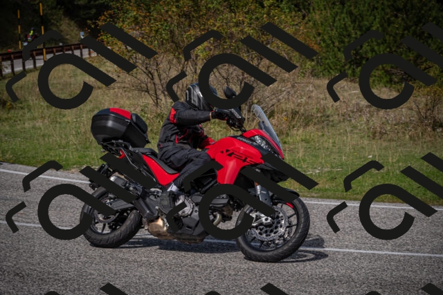 20250907114832-_5004178_am_