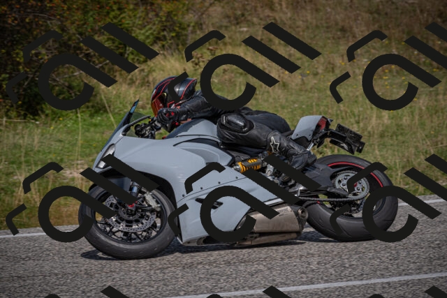 20250907114917-_5004187_am_