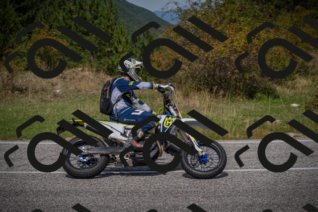 20250907114949-_5004216_am_