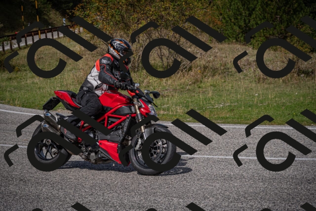 20250907115046-_5004236_am_