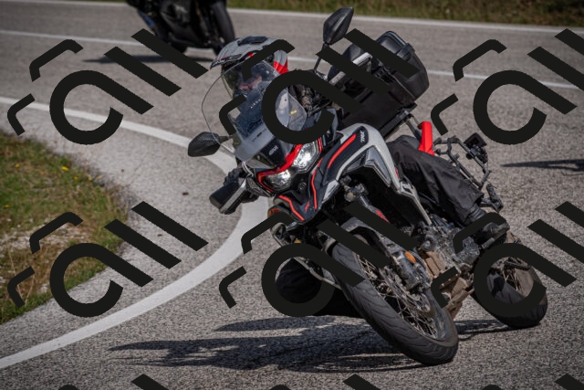 20250907115129-_5004255_am_