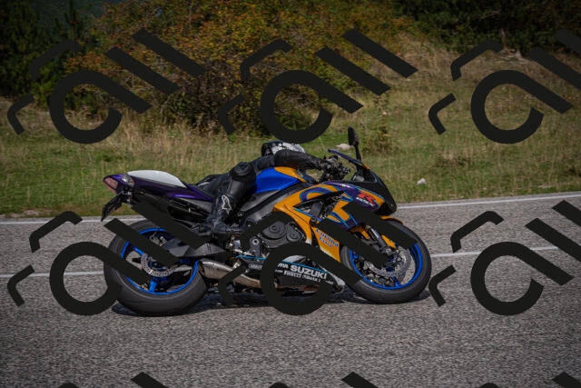 20250907115202-_5004279_am_