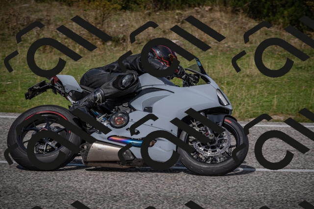 20250907115221-_5004284_am_