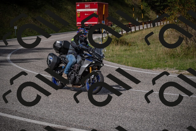 20250907115324-_5004305_am_