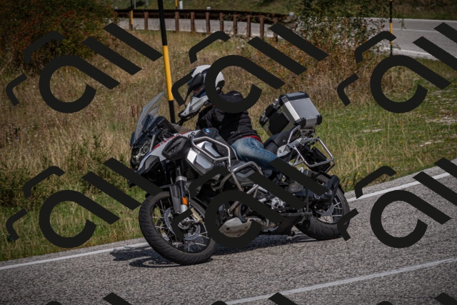 20250907115406-_5004315_am_