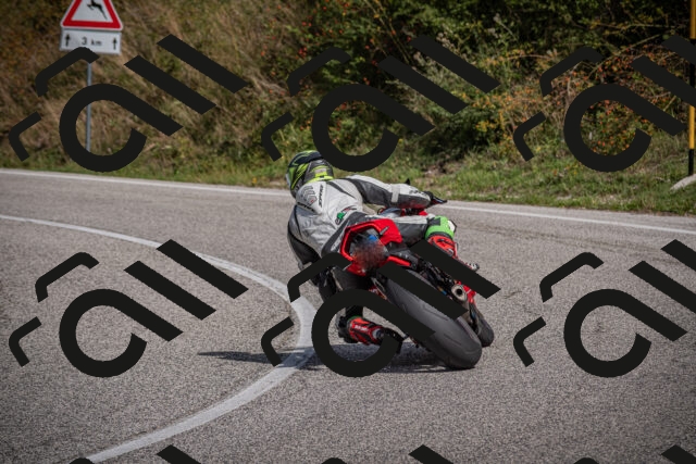 20250907115500-_5004333_am_