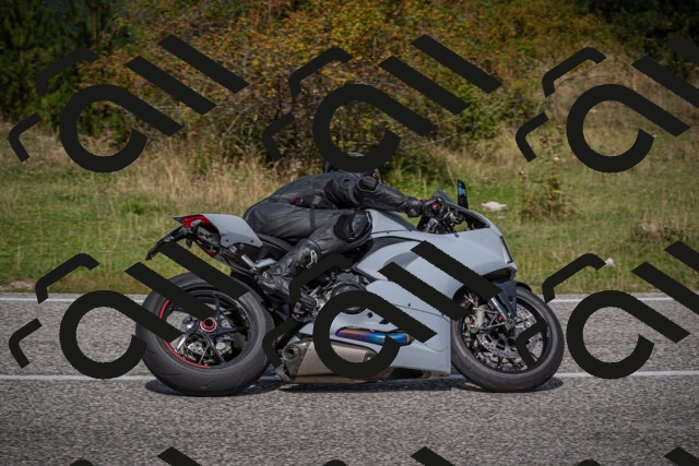 20250907115742-_5004383_am_