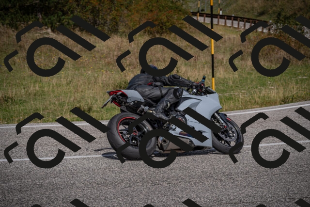 20250907115743-_5004384_am_