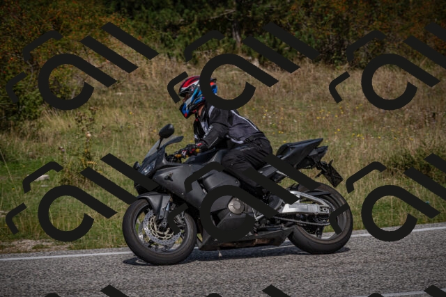 20250907115844-_5004404_am_