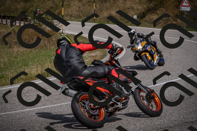 20250907115851-_5004413_am_