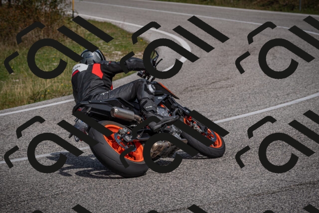 20250907115856-_5004418_am_