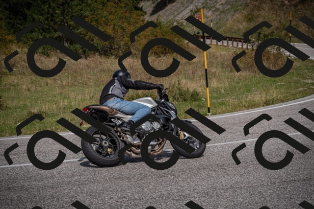 20250907120030-_5004453_am_