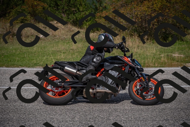 20250907120035-_5004462_am_