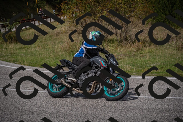 20250907120243-_5004506_am_