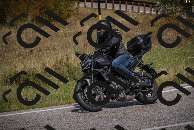 20250907120337-_5004526_am_