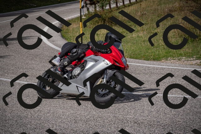 20250907120359-_5004551_am_