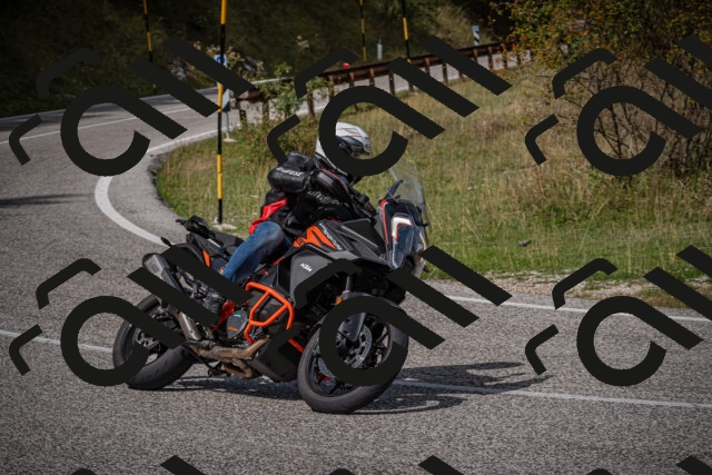 20250907120407-_5004560_am_