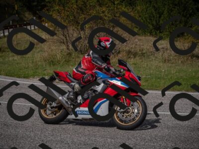 20250907120455-_5004579_am_