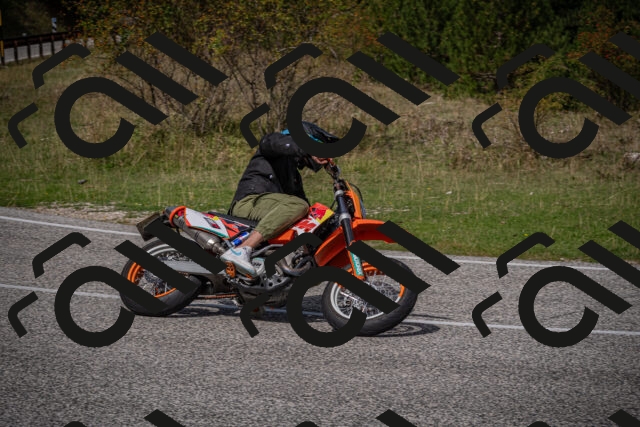 20250907120508-_5004581_am_