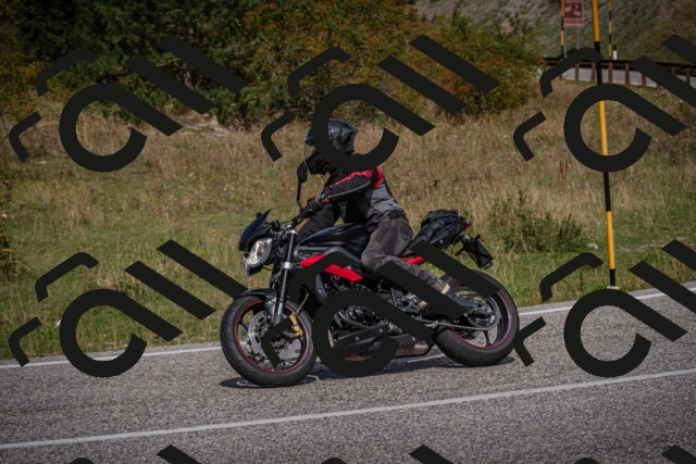 20250907120552-_5004605_am_