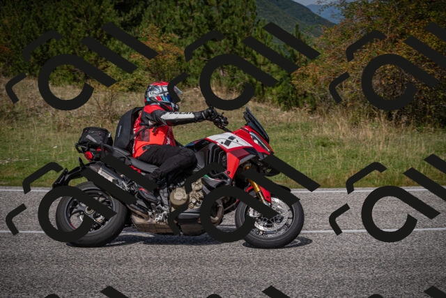 20250907120708-_5004616_am_