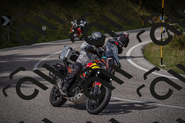 20250907120721-_5004630_am_