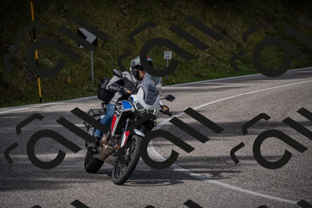 20250907120810-_5004647_am_