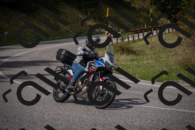 20250907120811-_5004648_am_