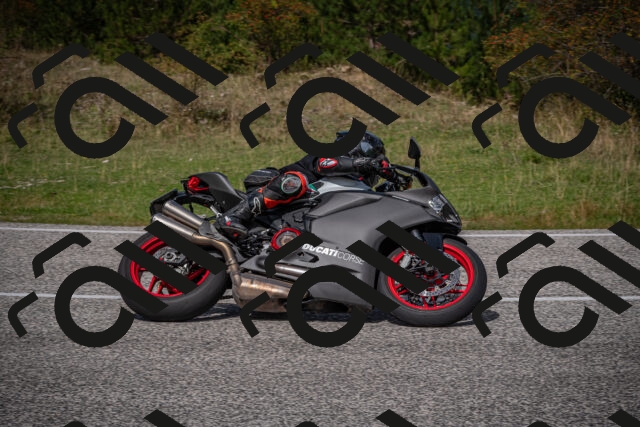 20250907120918-_5004670_am_